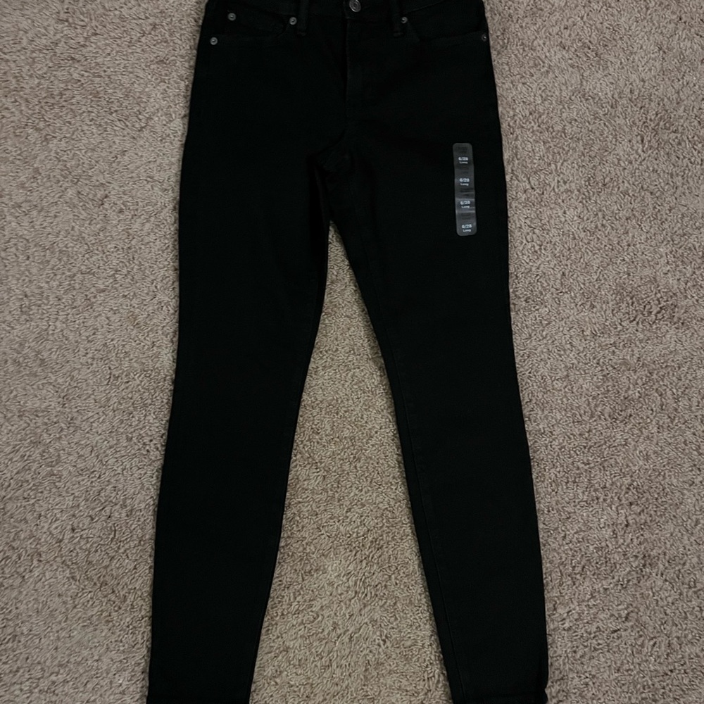 GAP Women's Black Skinny Jeans